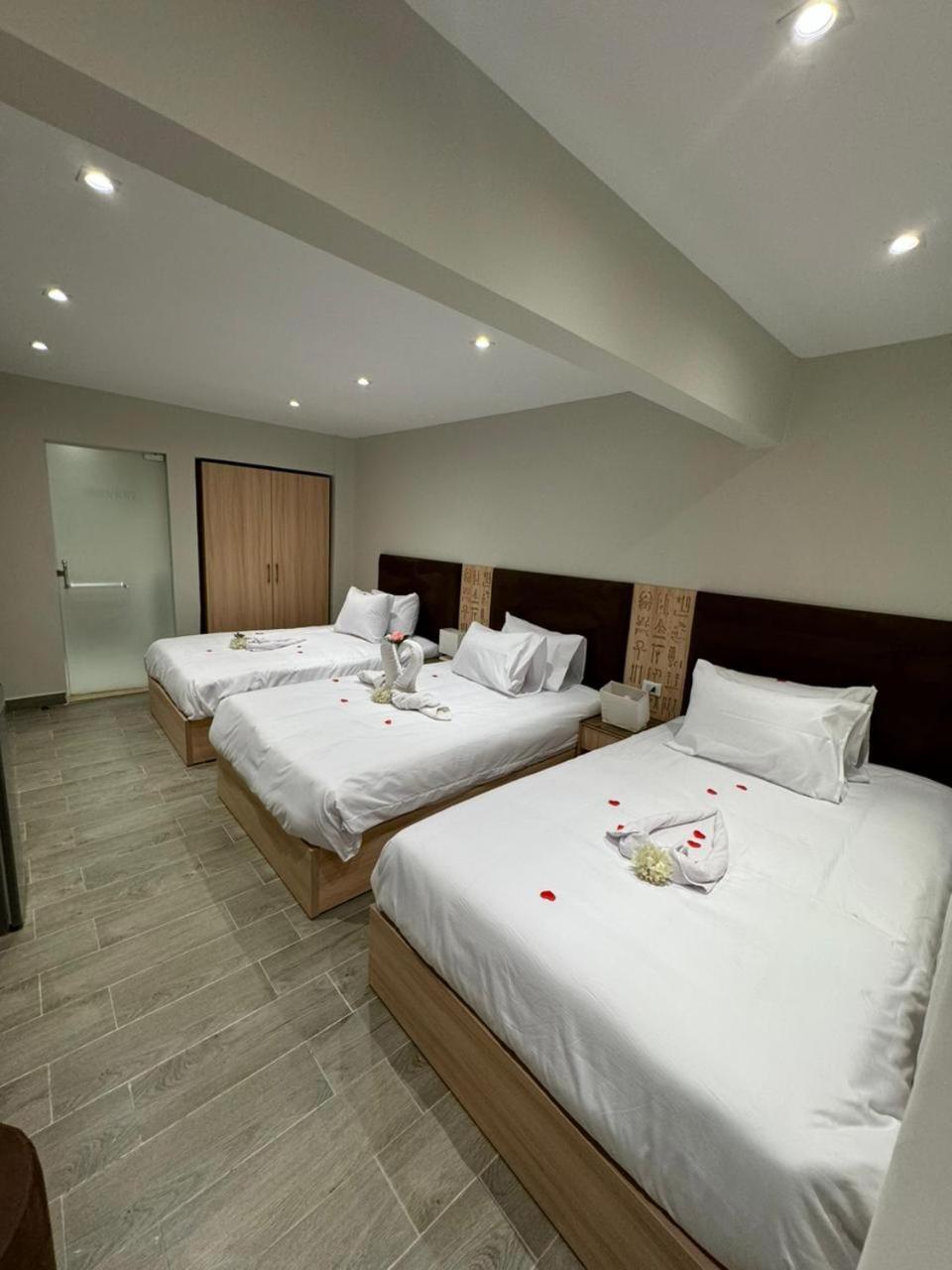 Khufu Pyramids Inn Nazlet el-Sisi Экстерьер фото