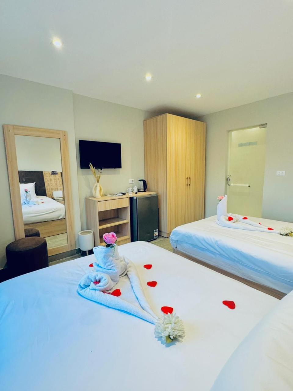 Khufu Pyramids Inn Nazlet el-Sisi Экстерьер фото